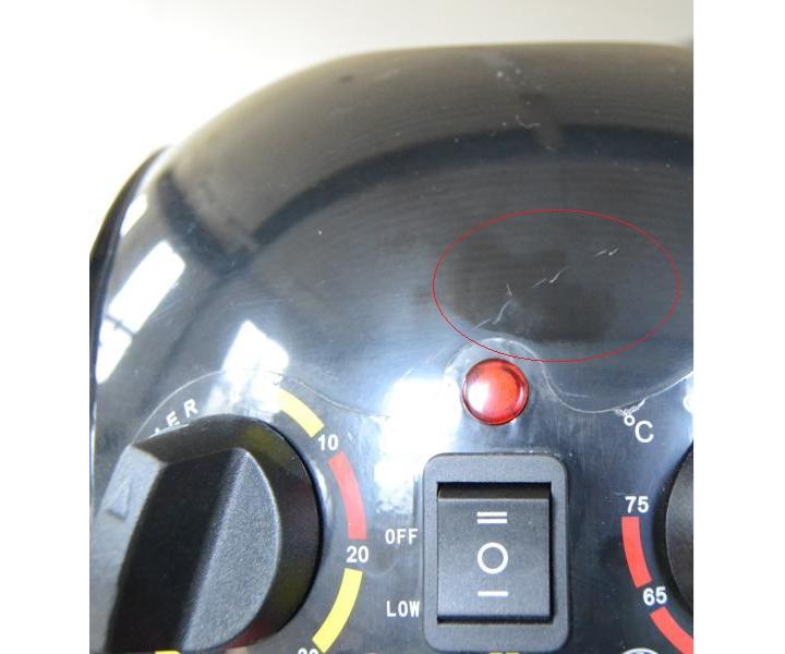 Fox air suc helma na stojanu - 2 rychlostn, ern - II. jakost