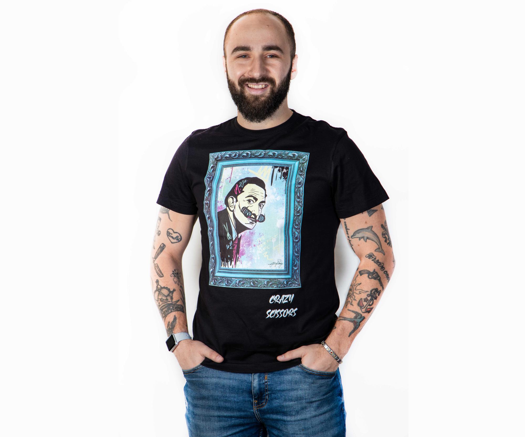 Tričko s krátkým rukávem Crazy Scissors Salvador Dalí - černé, XXL + dárek zdarma