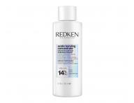 Sada pro regeneraci poškozených vlasů Redken Acidic Bonding Concentrate + taštička zdarma