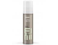 Gel na vlasy s perleťovým efektem a silnou fixací Wella EIMI Pearl Styler