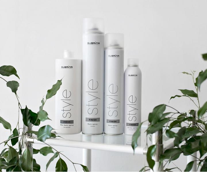 Lak na vlasy s flexibilní fixací Subrina Professional Style Finish Hair Spray Flexible