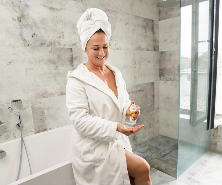 Hydrata�n� t�lov� olej pro suchou poko�ku BusyB Becky Blossom Body Oil - 150 ml