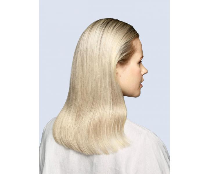 D�rkov� sada pro neutralizaci �lut�ch t�n� Maria Nila Sheer Silver + kosmetick� ta�ti�ka zdarma