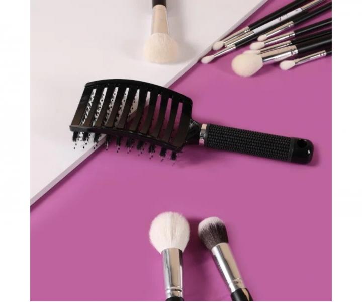 Kart�� na roz�es�v�n� a fouk�n� vlas� s kan��mi a nylonov�mi �t�tinami Sister Young Zoco Hair Brush - �ern�
