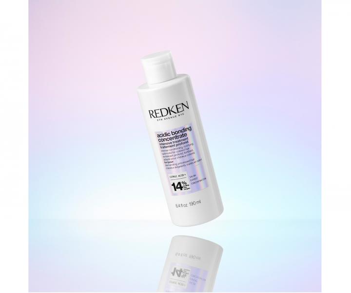 Intenzivn regeneran ada pro obnovu vlasovho vlkna Redken Acidic Bonding Concentrate