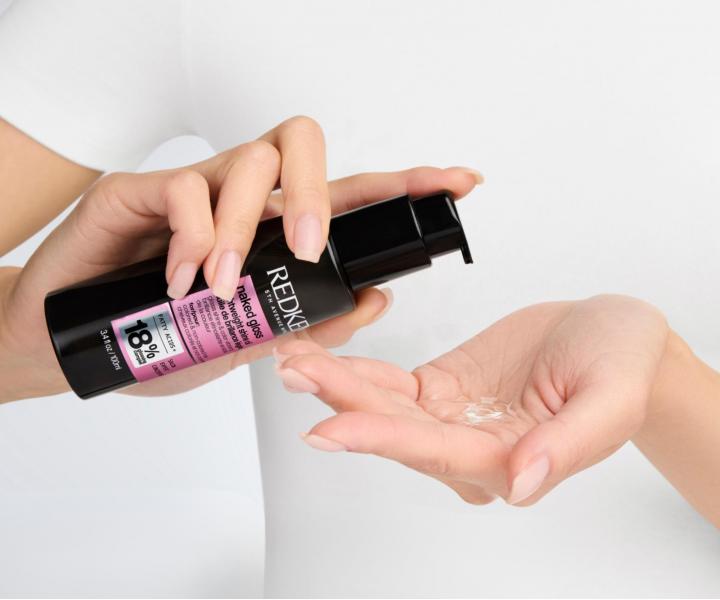 Sada pro zářivou barvu vlasů Redken Acidic Color Gloss + taštička zdarma