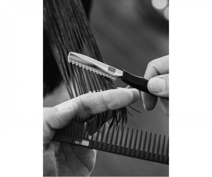 Efila�n� b�itva na vlasy Kasho Designing Razor Speed Edge Holder - �ern�