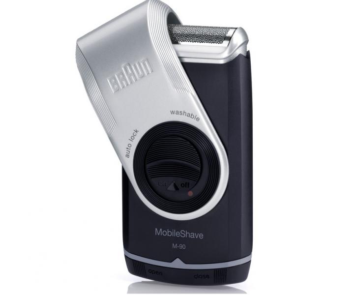 Cestovní holicí strojek Braun MobileShave M-90