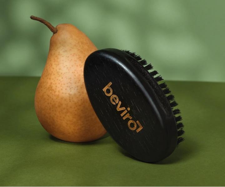 Kart�� na plnovous z hru�kov�ho d�eva Beviro