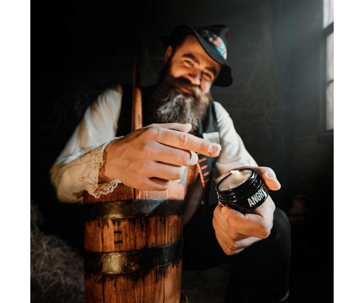 Vyživující balzám na vousy Angry Beards