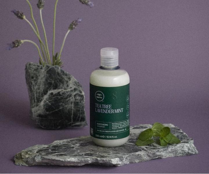 Šampon pro suché vlasy Paul Mitchell Tea Tree Lavender Mint Moisturizing Shampoo - 300 ml