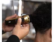 Profesion�ln� strojek na vlasy s vym�niteln�m krytem Andis Phenom Clipper 562118 - �ern�/zlat�