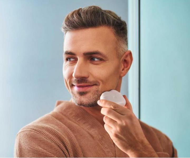 Rota�n� holic� strojek na vousy Sencor Men's Shaver SMS 2100WH - b�l�