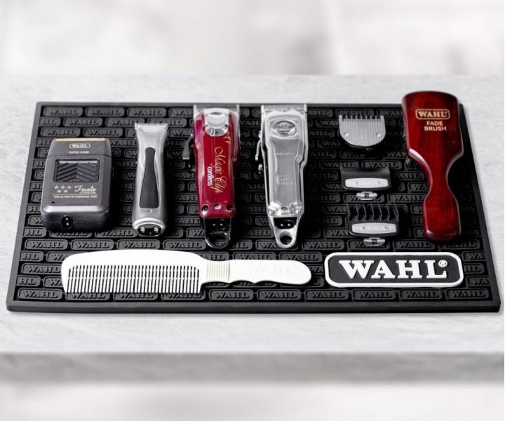 Protiskluzov podloka pro holisk a kadenick pomcky WAHL Barber Tool Mat - ern