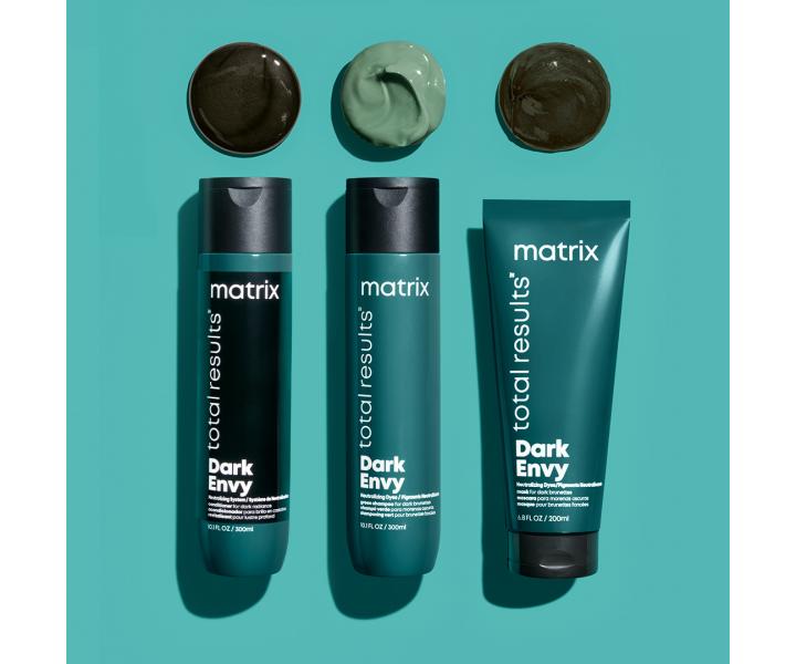 Péče pro neutralizaci červených tónů Matrix Dark Envy - 300 ml