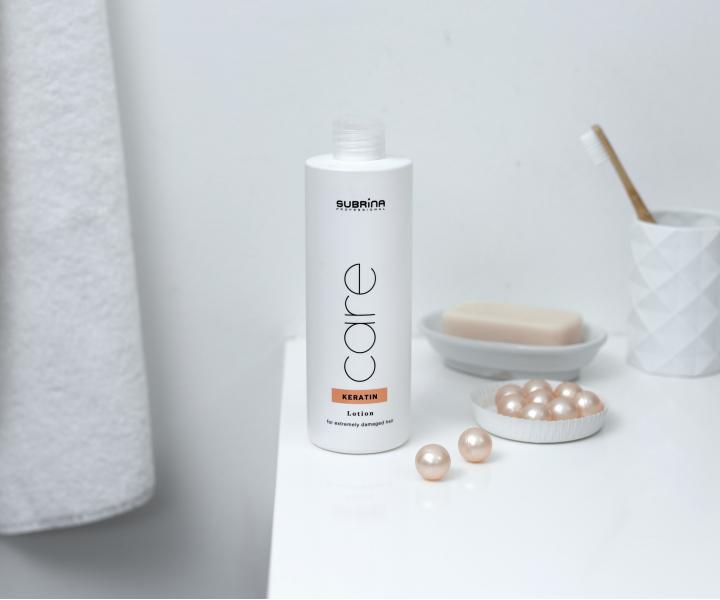 Péče pro extrémně poškozené vlasy Subrina Professional Care Keratin Lotion - 480 ml