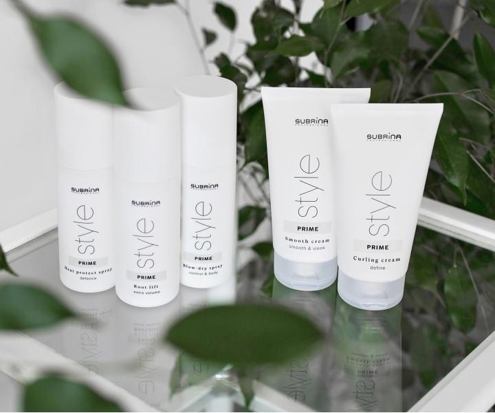 Sprej pro objem vlasů od kořínků Subrina Professional Style Prime Root Lift - 150 ml