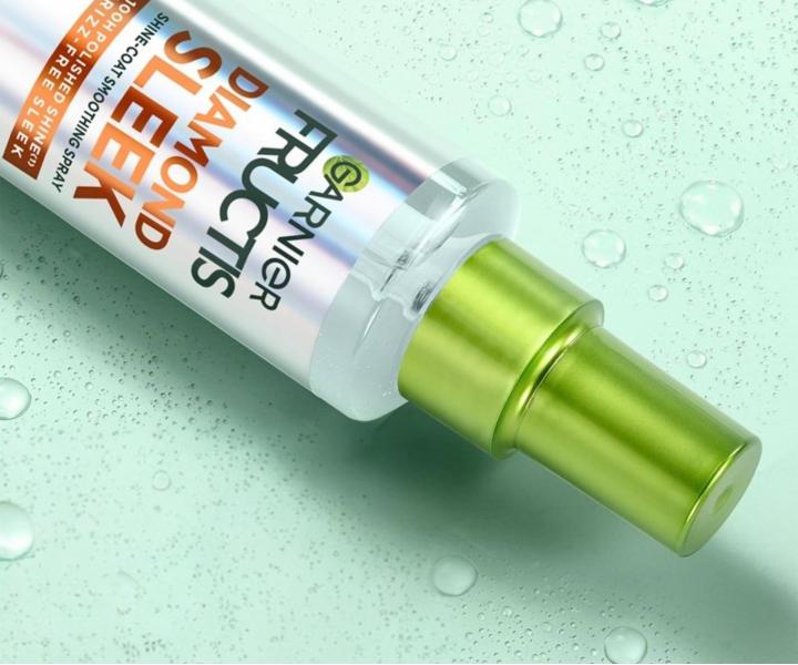 Termoochrann� s�rum ve spreji pro uhlazen� a z��iv� lesk vlas� Garnier Fructis Diamond Sleek Spray - 150 ml