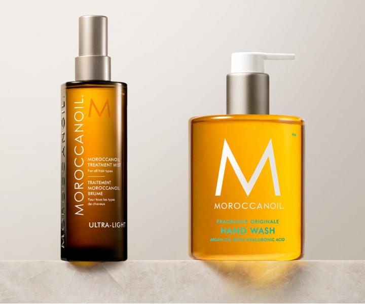 D�rkov� sada lehk� olejov� p��e ve spreji Moroccanoil Treatment Mist Light Hair & Hand Heroes + tekut� m�dlo Moroccanoil zdarma