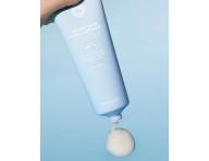 Lehký pečující stylingový gel pro definici vln a kudrlin Maria Nila Weightless Curl Definer - 125 ml