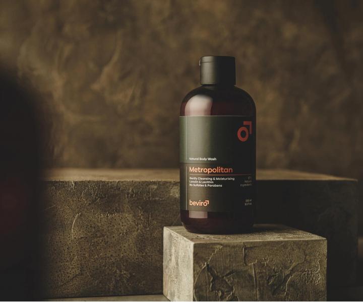 Přírodní sprchový gel pro muže Beviro Metropolitan Natural Body Wash - 250 ml - expirace