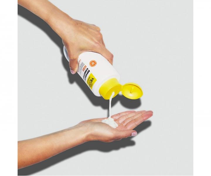 Regenera�n� kondicion�r pro po�kozen� vlasy Yellow Professional Repair Reparative Conditioner - 500 ml