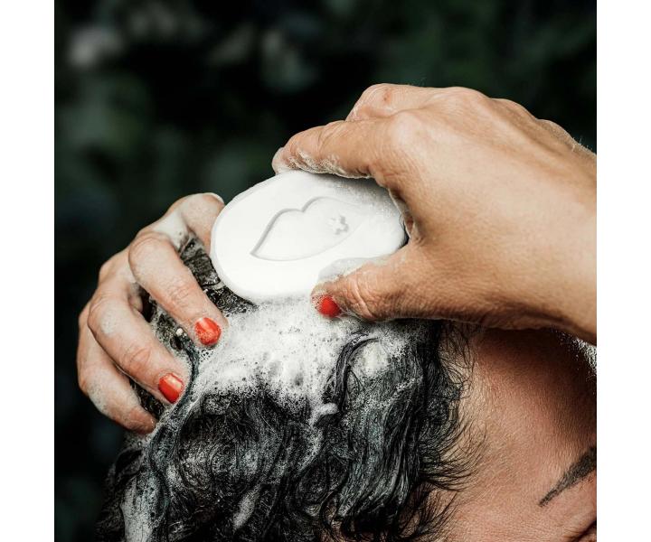 Tuhý šampon na vlasy BusyB Hair Soap Becky Blossom - 70 g