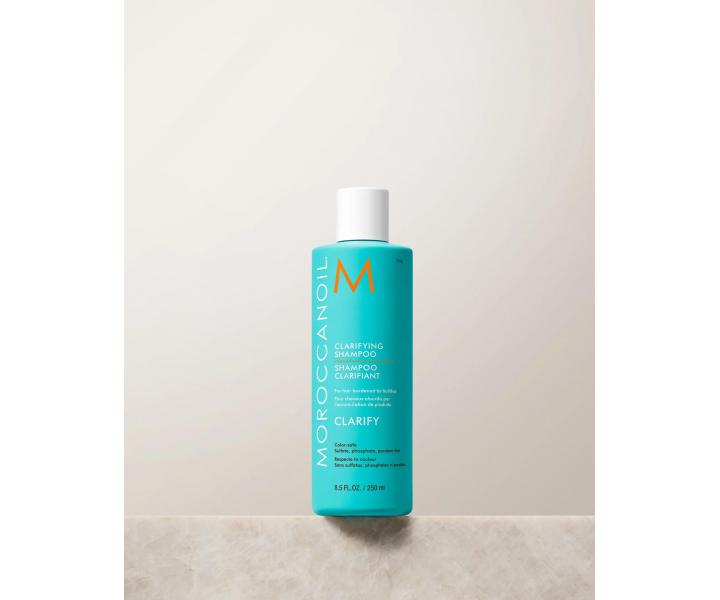 Hloubkově čisticí šampon bez parabenů Moroccanoil Clarifying Shampoo - 250 ml