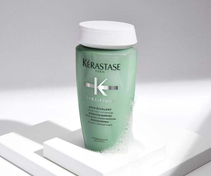 Zklidňující šampon pro mastné kořínky a zcitlivělé délky Kérastase Specifique Divalent - 250 ml