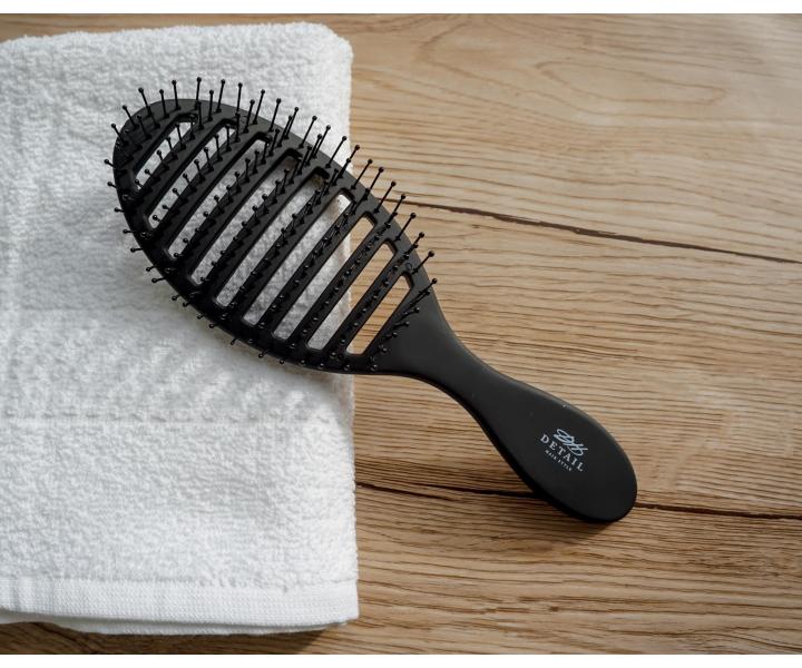 Kart�� na roz�es�v�n� a fouk�n� vlas� Detail - Hair style Vent Brush - �ern�