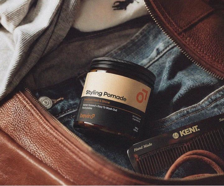 Stylingov� pasta pro lesk vlas� se st�edn� fixac� Beviro Styling Pomade Medium Hold & Shine - 100 g