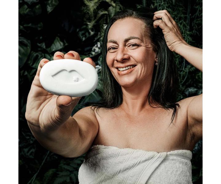 Tuhý šampon na vlasy BusyB Hair Soap Becky Blossom - 70 g