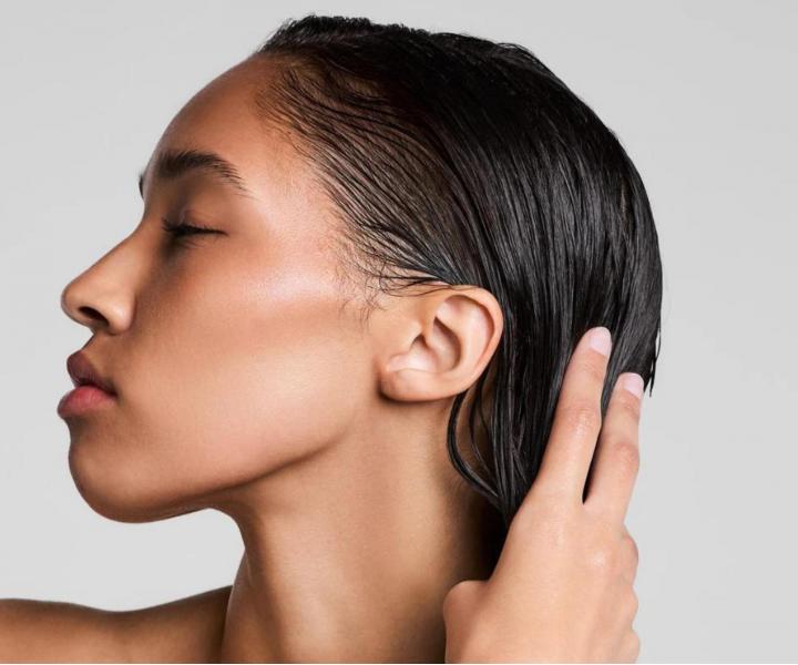 Jemn istic ampon pro citlivou pokoku hlavy Paul Mitchell Clear Sensitive Essential Shampoo - 75 ml