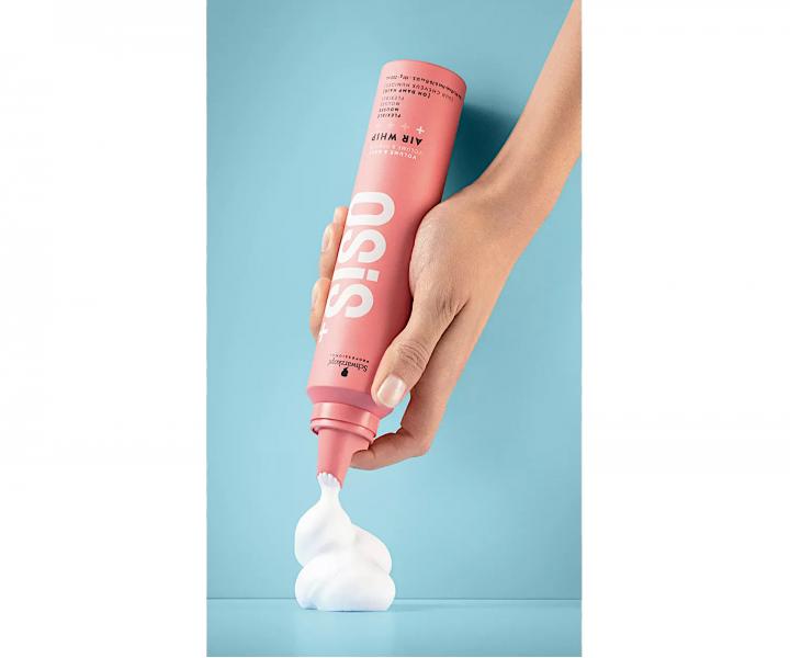 Flexibilní a jemně fixační pěna Schwarzkopf Professional Osis+ Air Whip - 200 ml