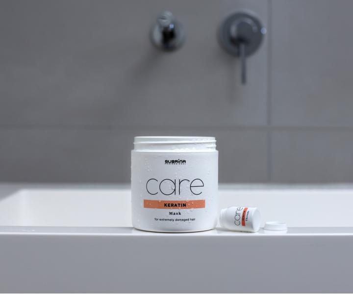 Maska pro extrémně poškozené vlasy Subrina Professional Care Keratin Mask - 500 ml