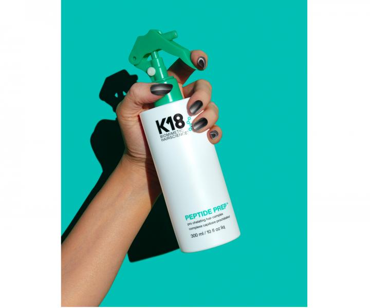 Čisticí sprej na vlasy pro odstranění kovů a minerálů K18 Peptide Prep Pro Chelating Hair Complex - 300 ml