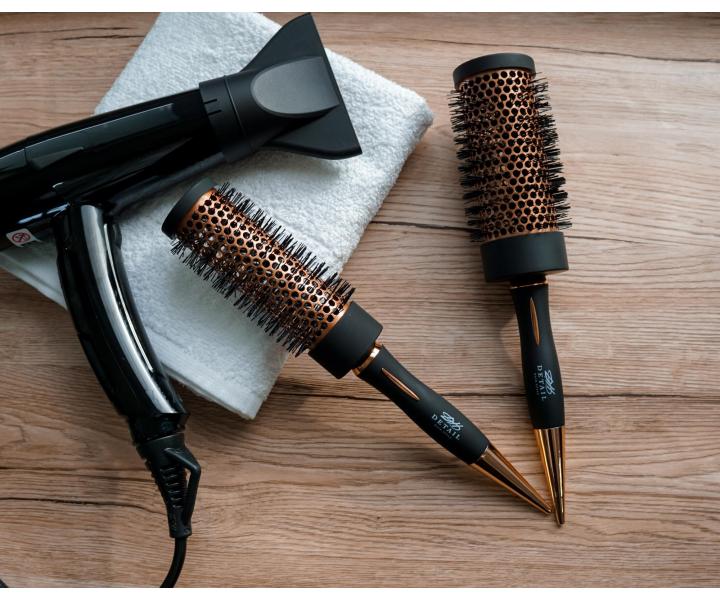 Kulat� foukac� kart�� s nylonov�mi �t�tinami Detail - Hair style Round Brush - 43 mm