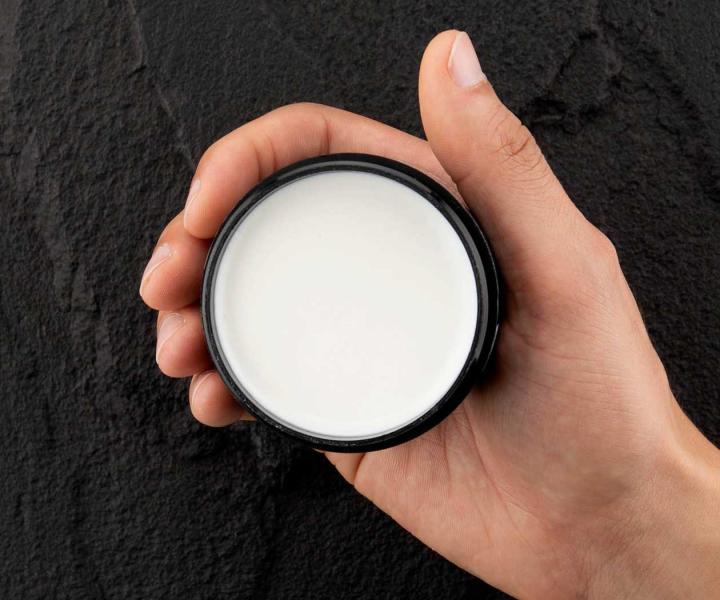 Sada pro objem vlasů pro muže Redken Brews Thickening - šampon + pomáda + taštička zdarma