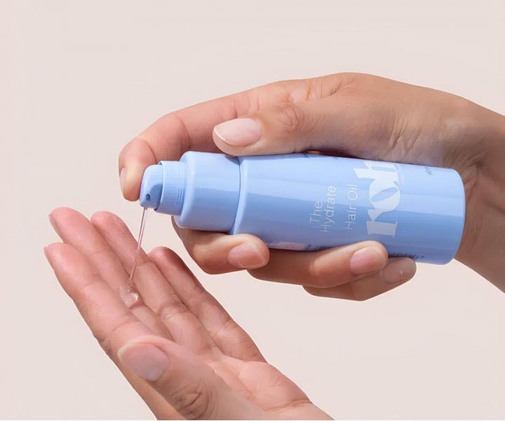 Vy�ivuj�c� olej pro such� a krepat� vlasy ROH The Hydrate Hair Oil - 60 ml