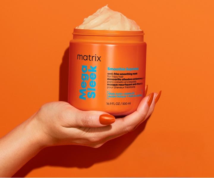 Uhlazuj�c� maska pro nepoddajn� vlasy Matrix Mega Sleek Smoothie Supreme Smoothing Mask - 500 ml