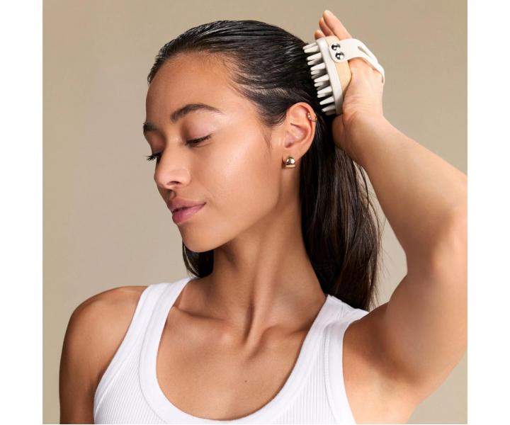 V��ivn� rozmar�nov� tonikum na poko�ku hlavy Neqi Rosemary Tonic Scalp Symphony - 120 ml