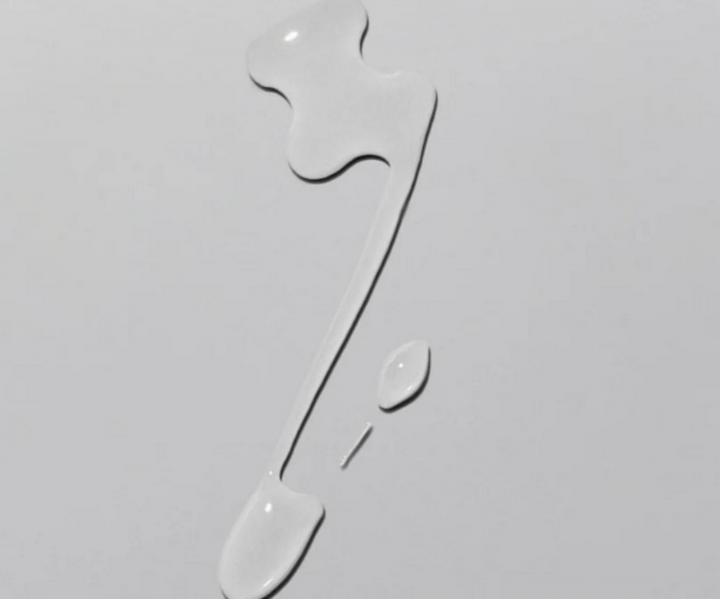 S�rum pro z��iv� lesk a uhlazen� st�edn� hrub�ch a� hrub�ch vlas� Paul Mitchell Smooth Gloss Drops - 75 ml